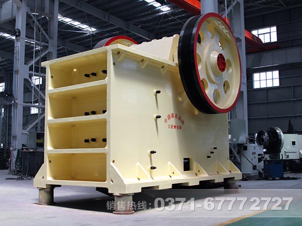 礫巖破碎、制砂全套加工設備都有什么？